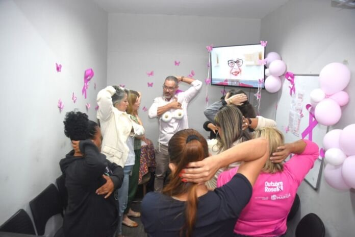 A Prefeitura de Maricá realizou, nesta terça-feira (20/10), a roda de conversa “Ensinando o autoexame: informações e prevenção”, na Casa do Autista