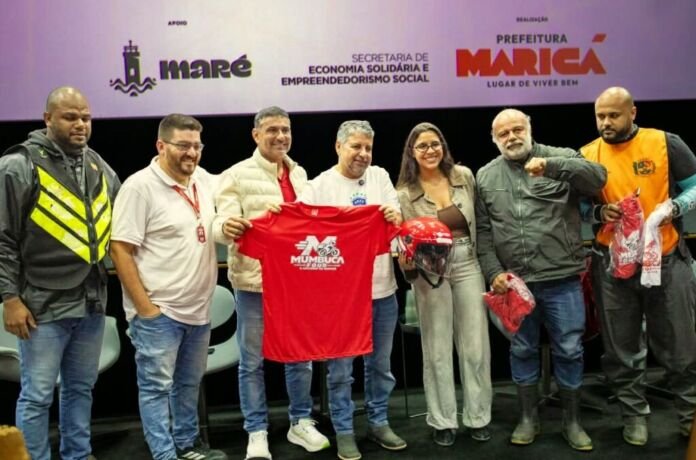 WhatsApp Image 2026-10-27 at 11.10.04 A Prefeitura de Maricá reuniu, nesta segunda-feira (26/10), motoboys, mototaxistas e entregadores de aplicativos no Cine Henfil, no Centro